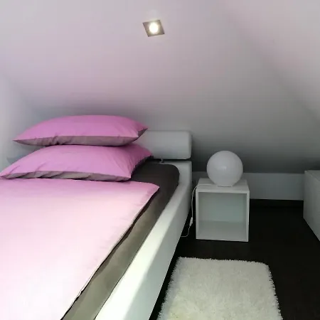 Ruhige Wohnung In Der Naehe Von Frankfurt Munster (Frankfurt)